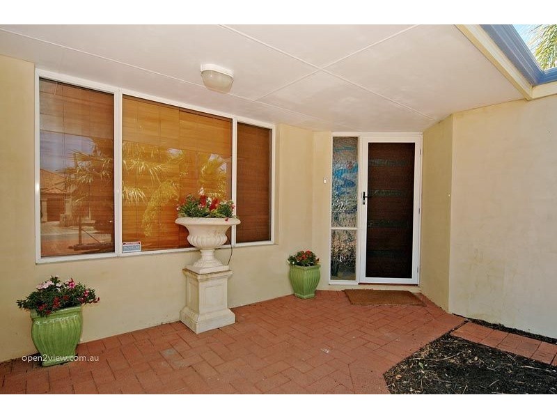 1 Lundy Court, Currambine WA 6028