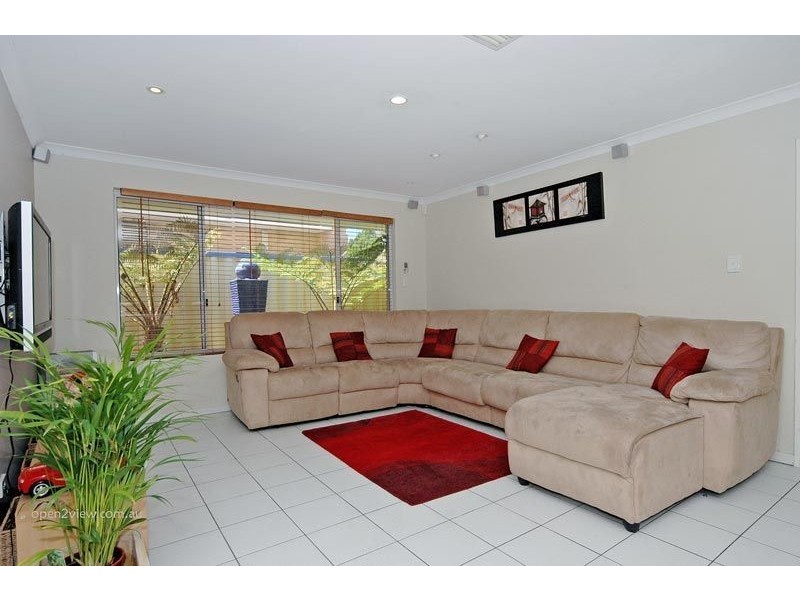 1 Lundy Court, Currambine WA 6028