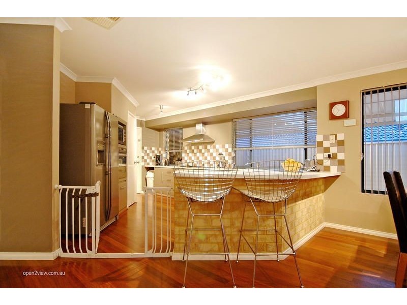 29 Waldburg Drive, Tapping WA 6065