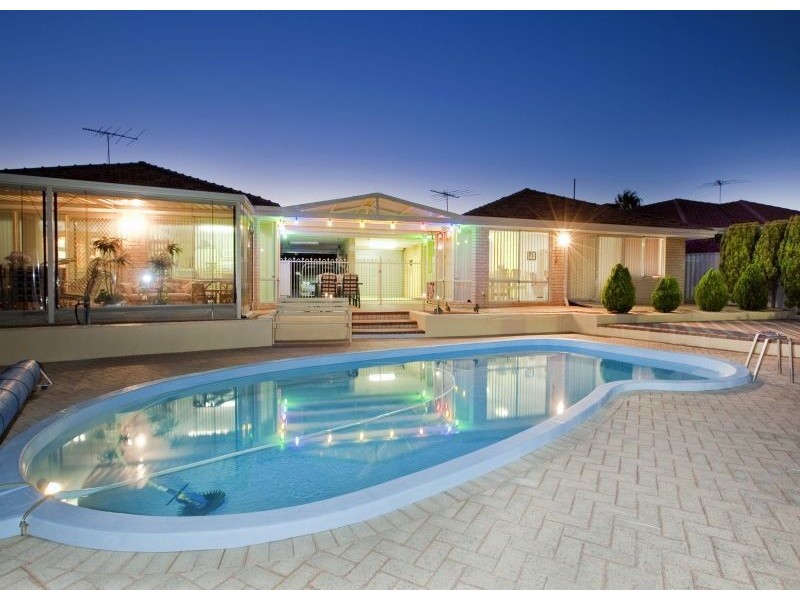 10 Melrose Crest, Kinross WA 6028