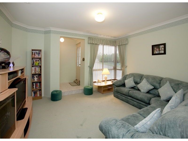 10 Melrose Crest, Kinross WA 6028