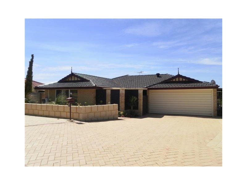 2 Kilmarnock Loop, Kinross WA 6028