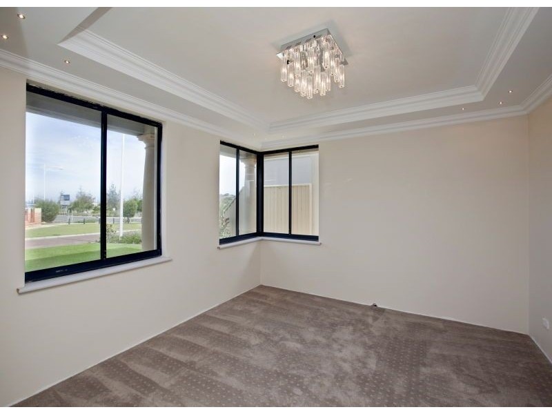17 Quarram Crescent, Burns Beach WA 6028