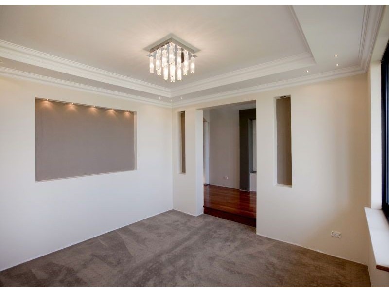 17 Quarram Crescent, Burns Beach WA 6028