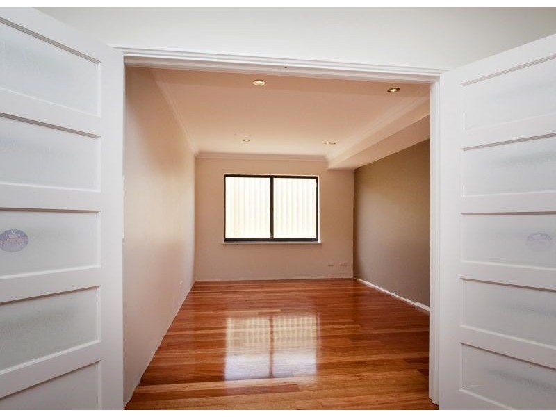 17 Quarram Crescent, Burns Beach WA 6028