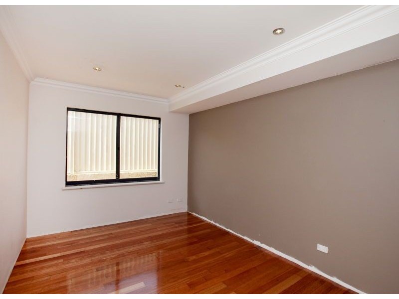 17 Quarram Crescent, Burns Beach WA 6028