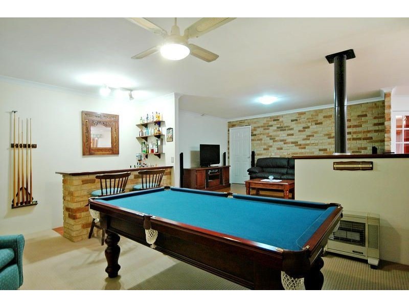 5 Vilamour Close, Currambine WA 6028