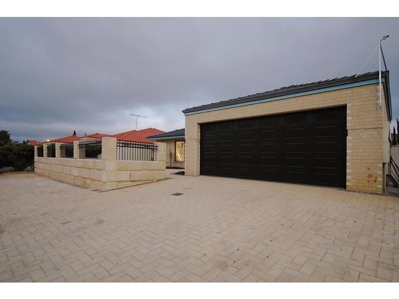 14 Wandana Grove, Currambine WA 6028