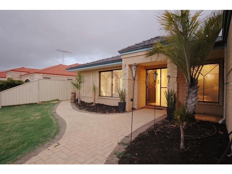 14 Wandana Grove, Currambine WA 6028