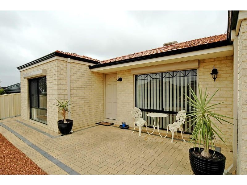 135 St Stephens Crescent, Tapping WA 6065