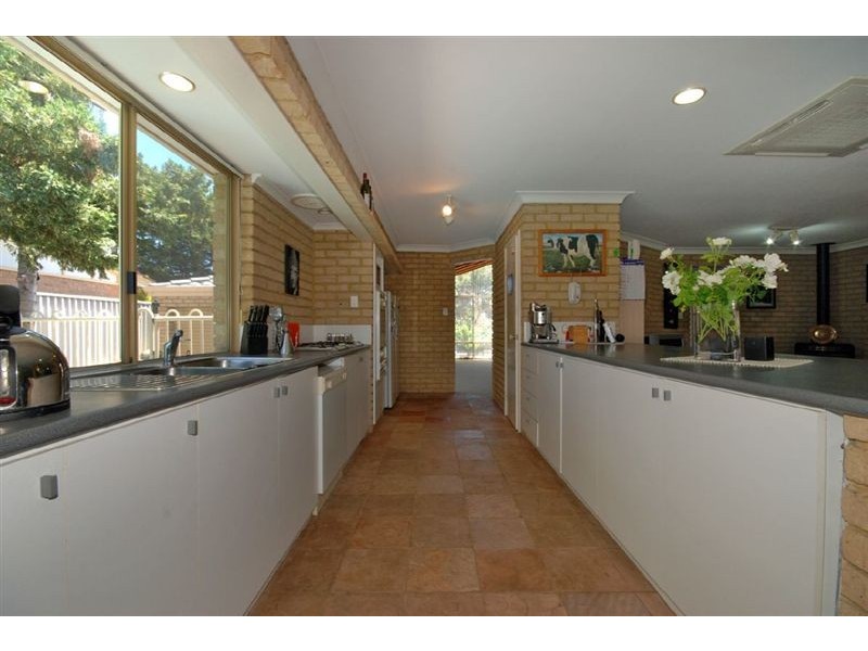 7 Quesnel Place, Joondalup WA 6027