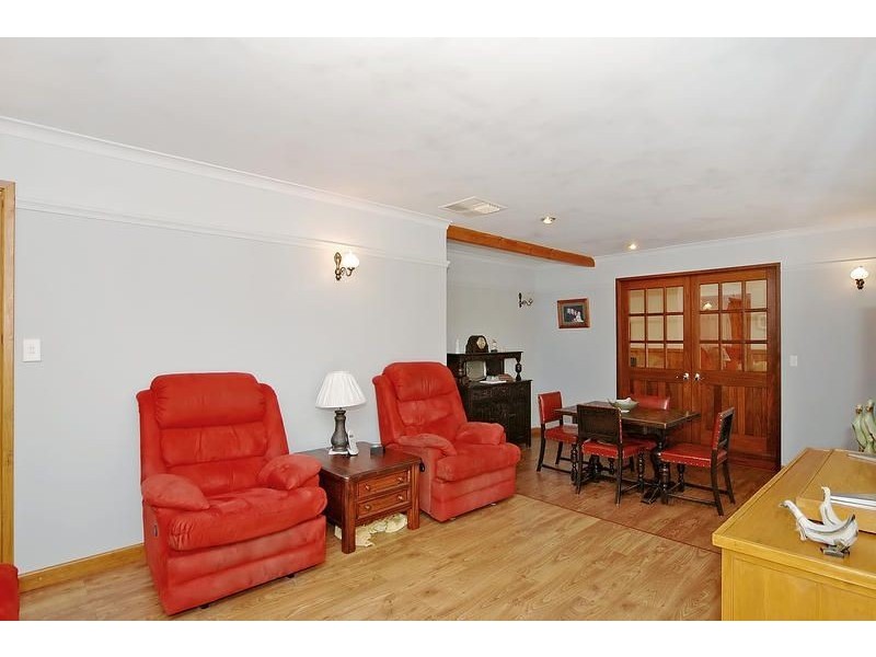 44 Walding Road, Carabooda WA 6033