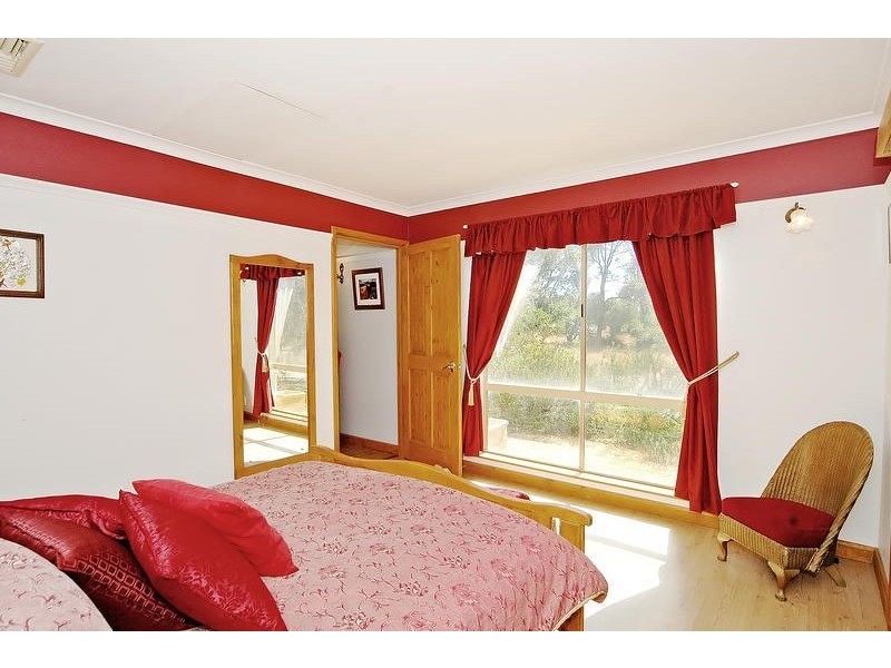 44 Walding Road, Carabooda WA 6033