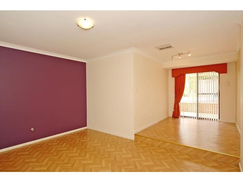 8 Alperton Court, Kingsley WA 6026