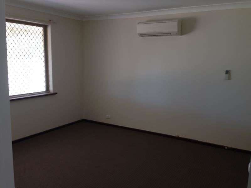 92 Lysander Drive, Heathridge WA 6027