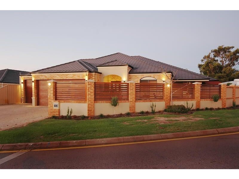 2 Connaught Way, Currambine WA 6028