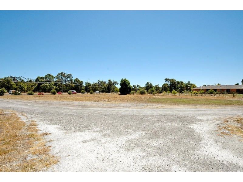 704 Lord Street, Henley Brook WA 6055