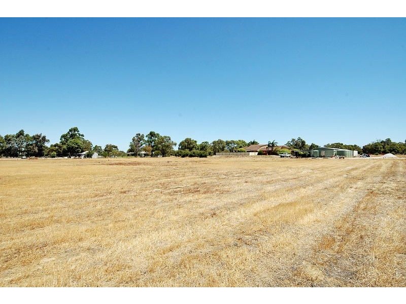 704 Lord Street, Henley Brook WA 6055