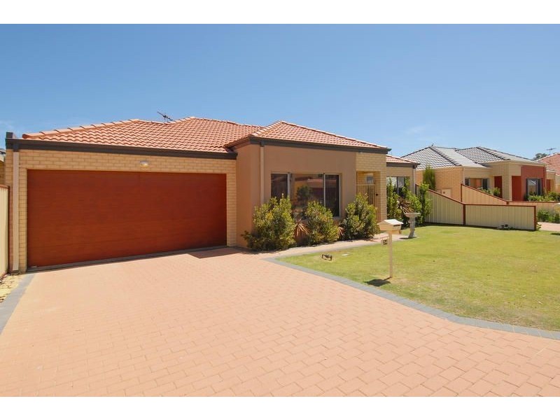 34 Gemini Way, Madeley WA 6065