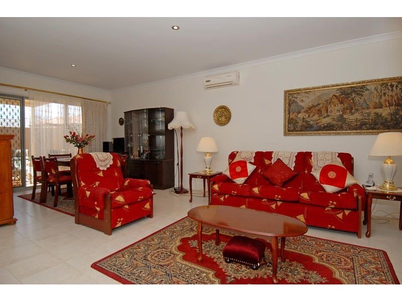 34 Gemini Way, Madeley WA 6065