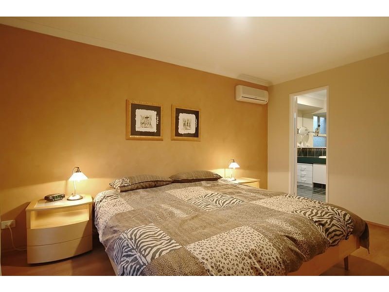 27 Oakland Hills Boulevard, Currambine WA 6028