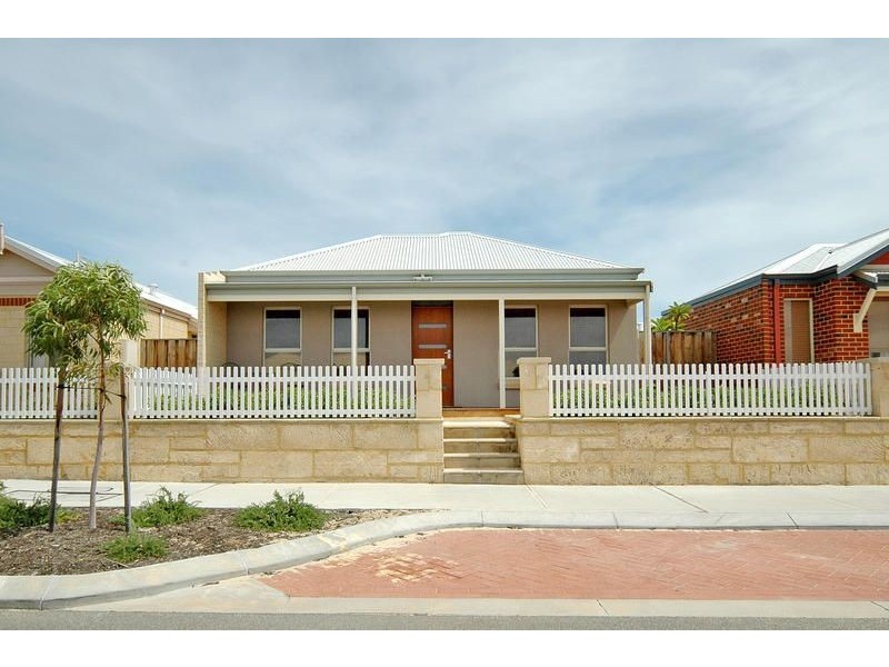 34 Simmonds Pass, Ellenbrook WA 6069