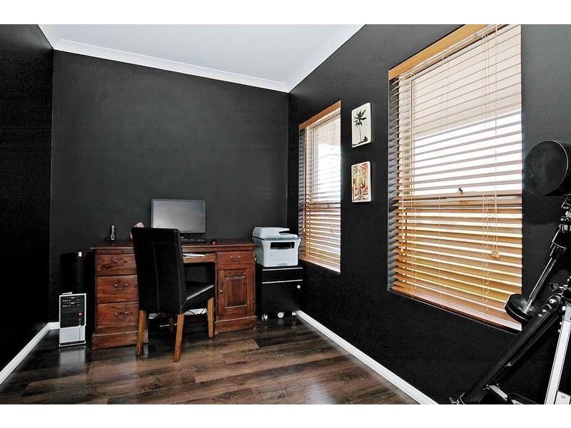 34 Simmonds Pass, Ellenbrook WA 6069