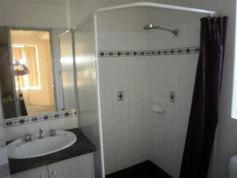 5 Harrington Avenue, Tapping WA 6065