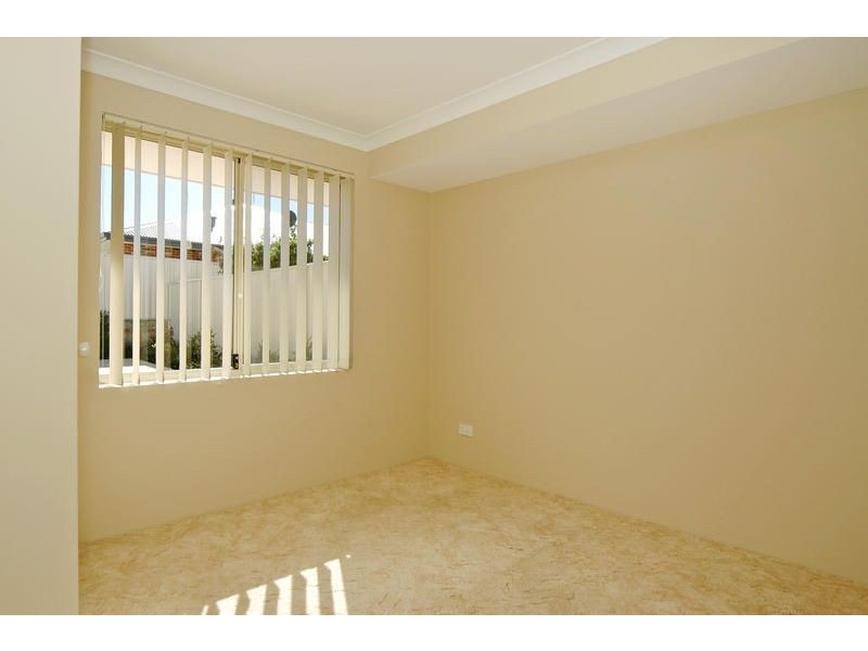 36 Jindare Loop, Carramar WA 6031
