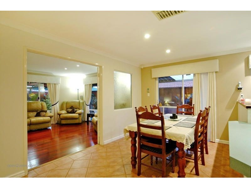 3 Kirkdale Turn, Kinross WA 6028