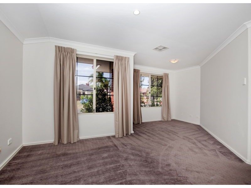 89 Roxburgh Circle, Kinross WA 6028