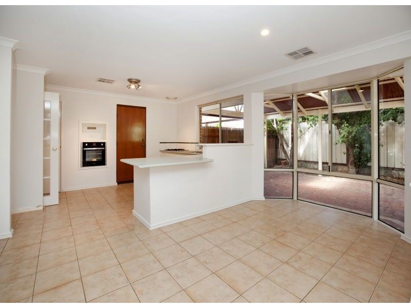 89 Roxburgh Circle, Kinross WA 6028