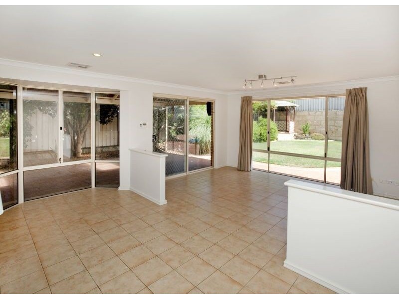 89 Roxburgh Circle, Kinross WA 6028