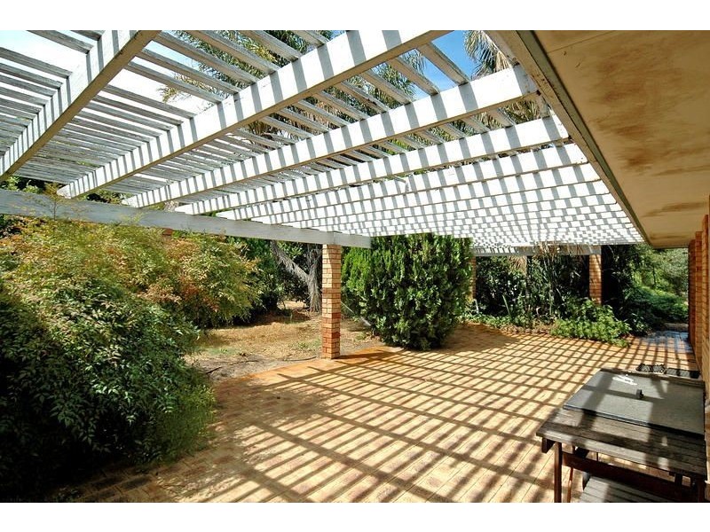 93 Safari Place, Carabooda WA 6033