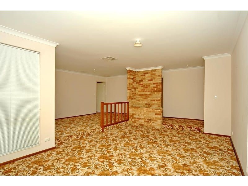 93 Safari Place, Carabooda WA 6033