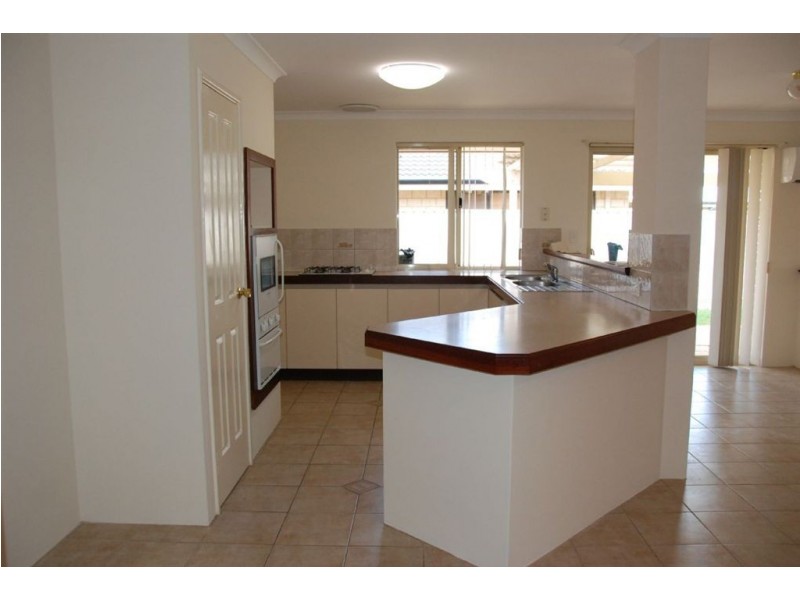 25 Swiftsure Place, Currambine WA 6028