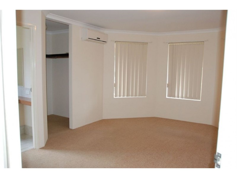 25 Swiftsure Place, Currambine WA 6028