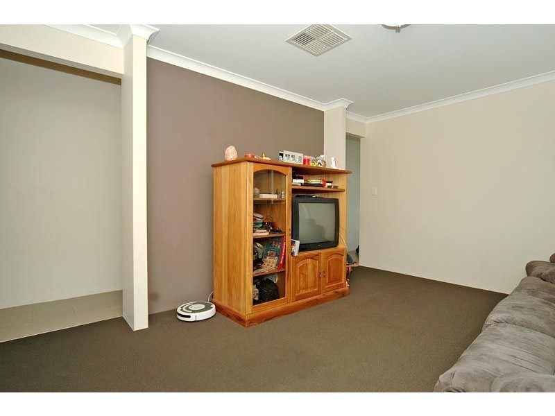 2 Nalgan Court, Carramar WA 6031