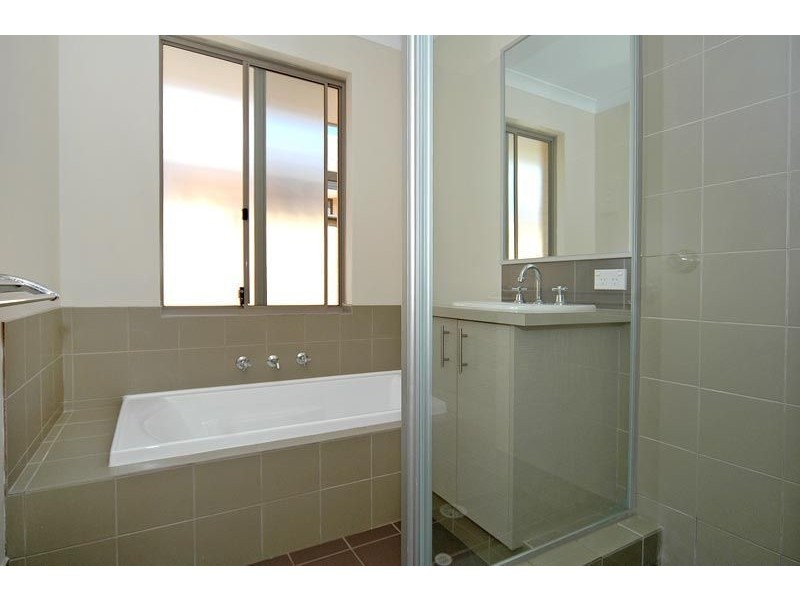 2 Nalgan Court, Carramar WA 6031