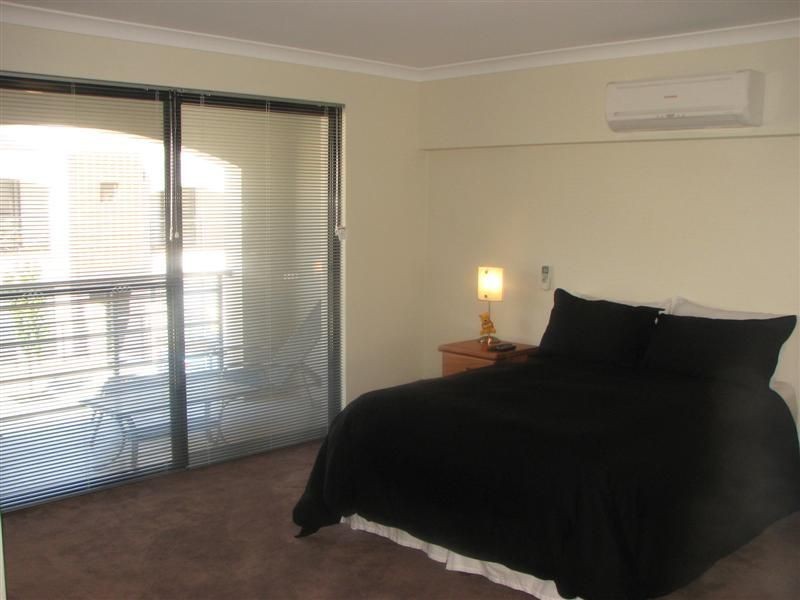 19 Metro Boulevard, Clarkson WA 6030