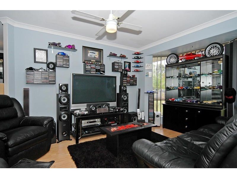 4 Kanto Court, Marangaroo WA 6064