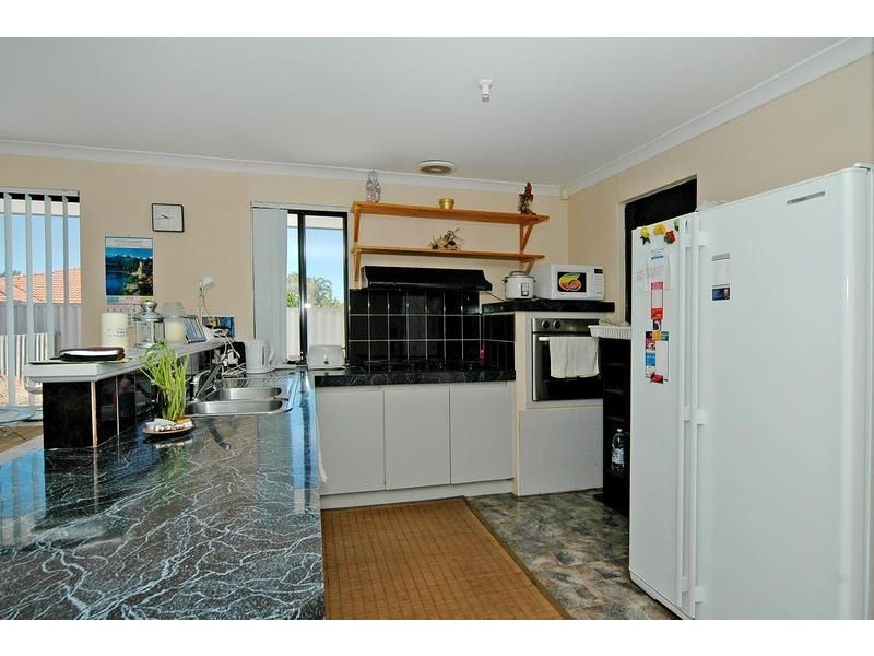 34 Holwell Gardens, Clarkson WA 6030