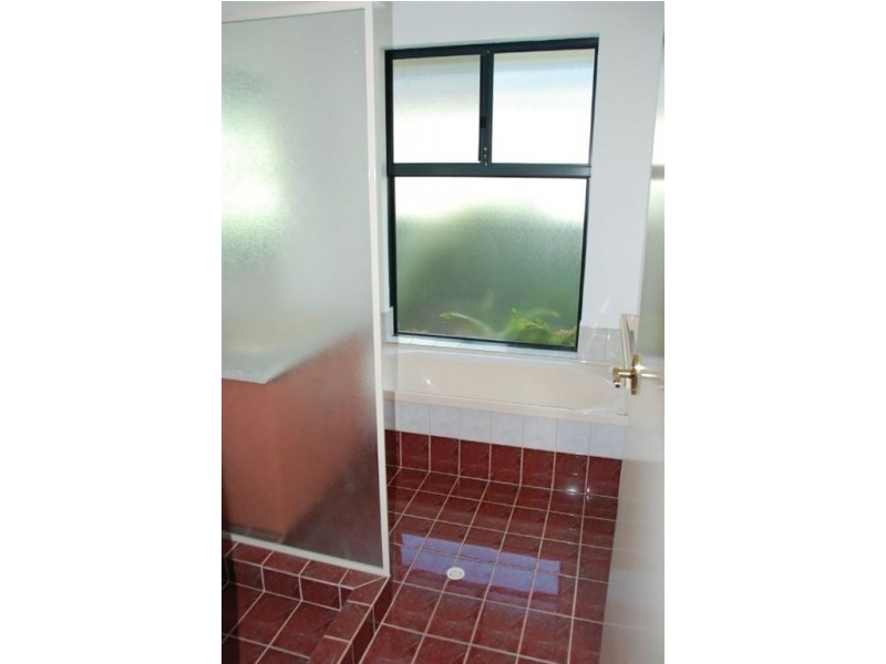 18 Pennine Pass, Merriwa WA 6030