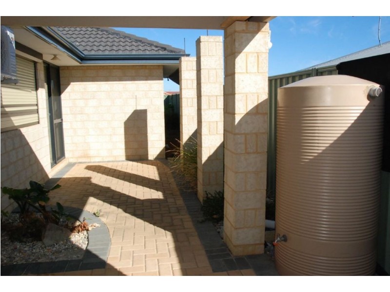 18 Pennine Pass, Merriwa WA 6030