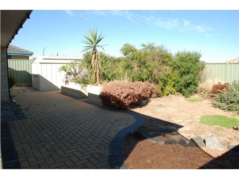 18 Pennine Pass, Merriwa WA 6030