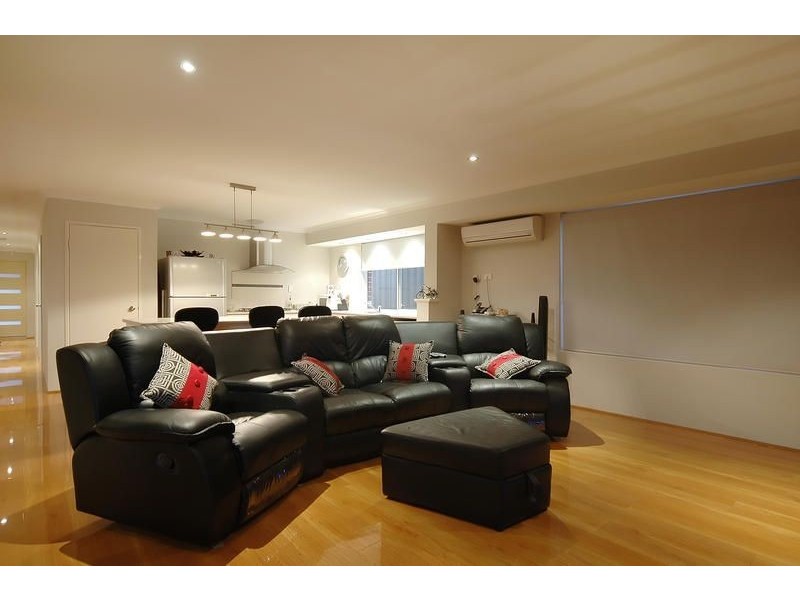 121 Rosegreen Avenue, Butler WA 6036