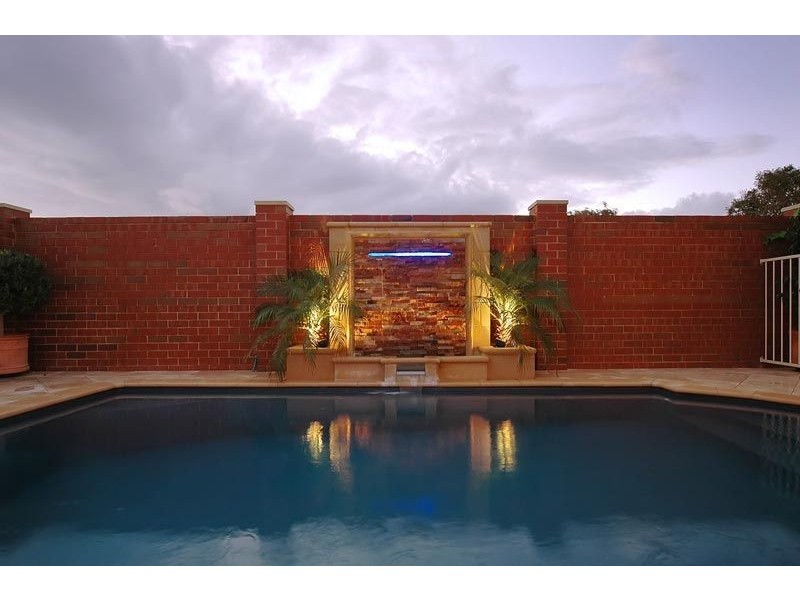 65 Roxburgh Circle, Kinross WA 6028