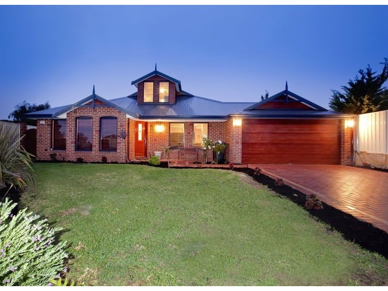 14 Cranston Loop, Kinross WA 6028