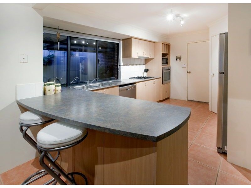 14 Cranston Loop, Kinross WA 6028