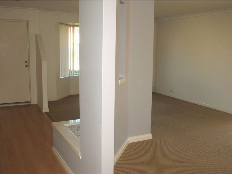 18 Fisherton Circuit, Kinross WA 6028